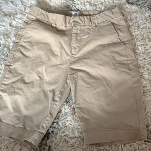 Gap size 0 Bermuda shorts